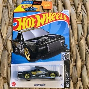 Hot Wheels limited Grip Truck Hotwheels Netflix Lets Race